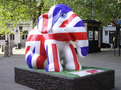 Easy on for Elephant Parade Sculpture